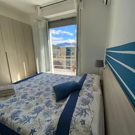 Azzurro Smeraldo Apartment Sestri Levante